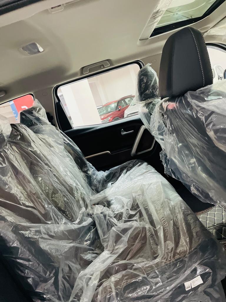 Scorpio-N image 11 Scorpio-N image 11