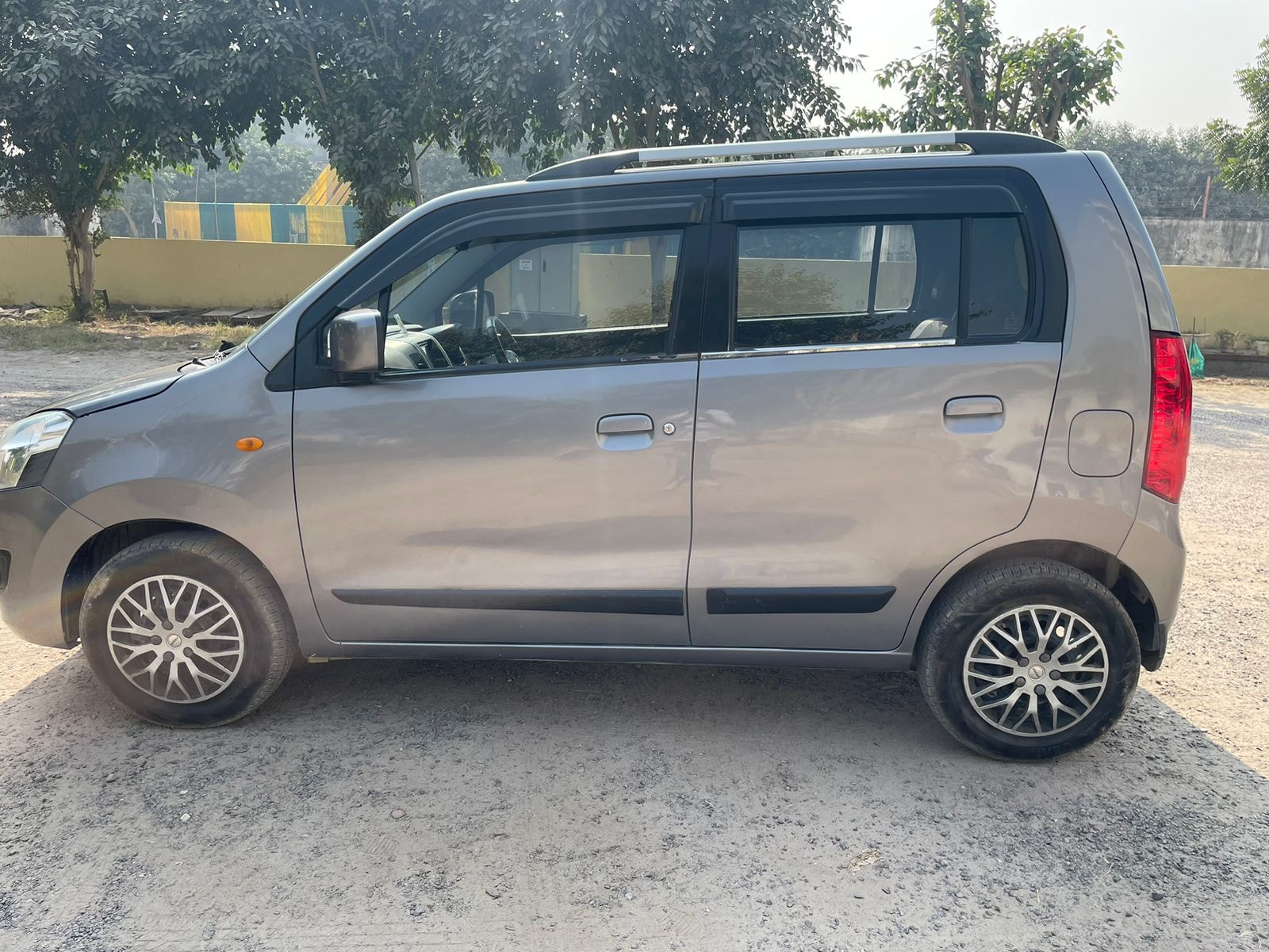 Wagon R image 2 Wagon R image 2