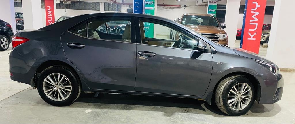 Corolla Altis image 6 Corolla Altis image 6