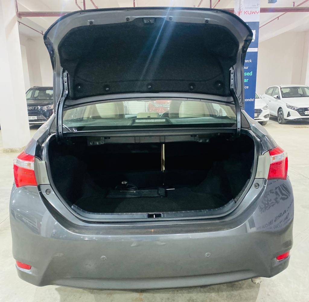 Corolla Altis image 9 Corolla Altis image 9