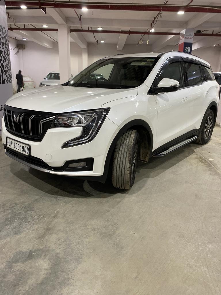 XUV700 image 1 XUV700 image 1