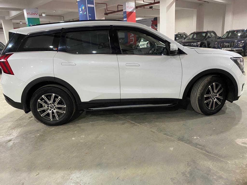 XUV700 image 6 XUV700 image 6