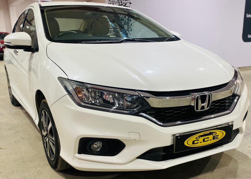 2019 Honda City V MT Petrol BS IV Front Right View 