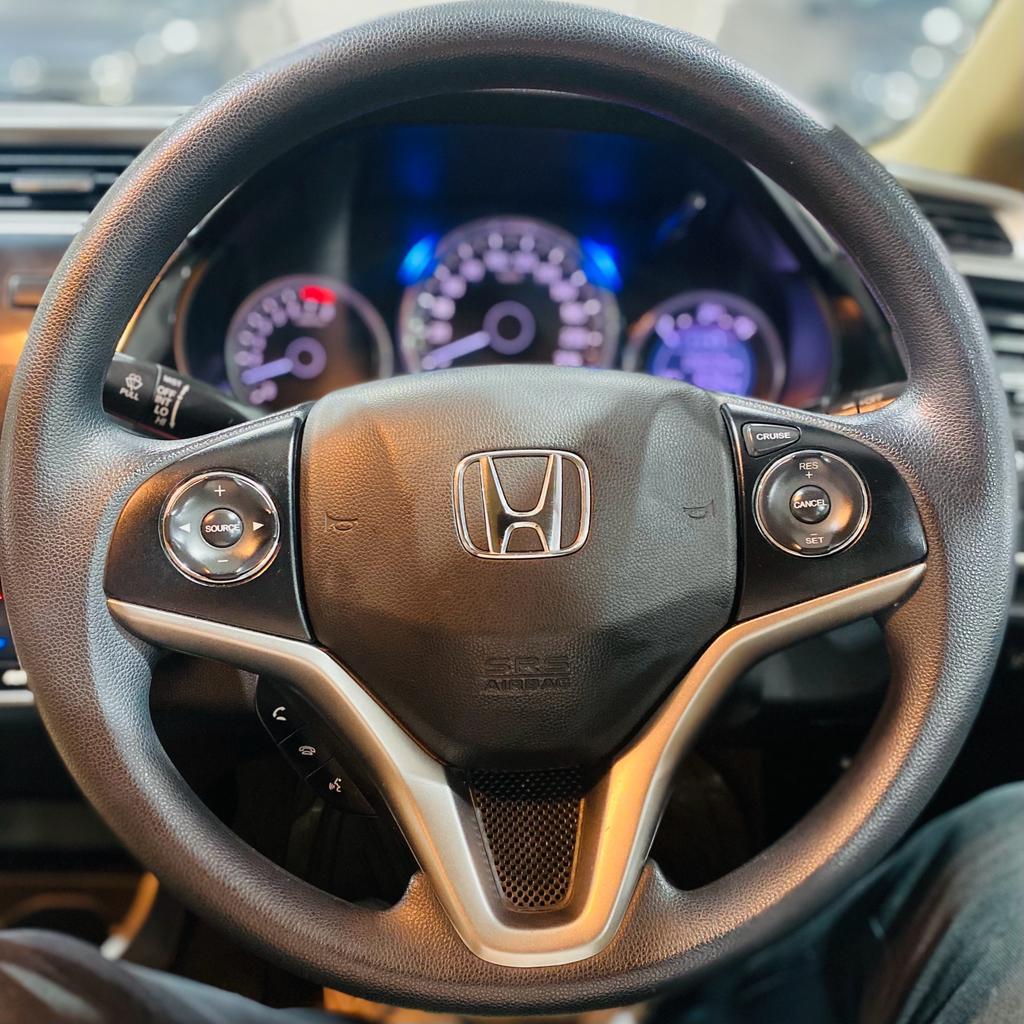 2019 Honda City V MT Petrol BS IV Steering 
