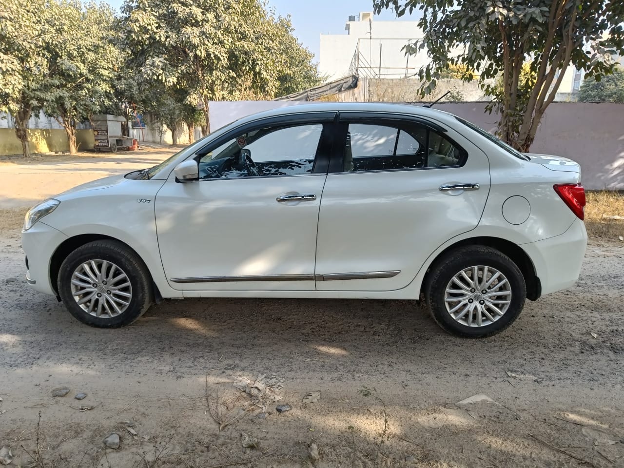 Swift DZire image 2 Swift DZire image 2