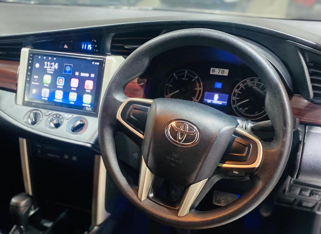 2016 Toyota Innova Crysta 2.8 GX AT	8-Seater Steering 