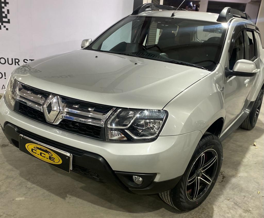 Used 2017 Renault Duster, undefined
