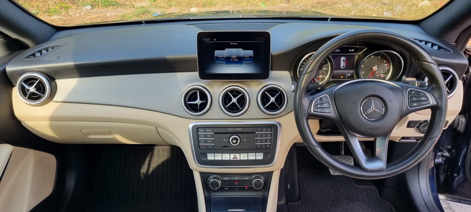 CLA-Class image 12 CLA-Class image 12