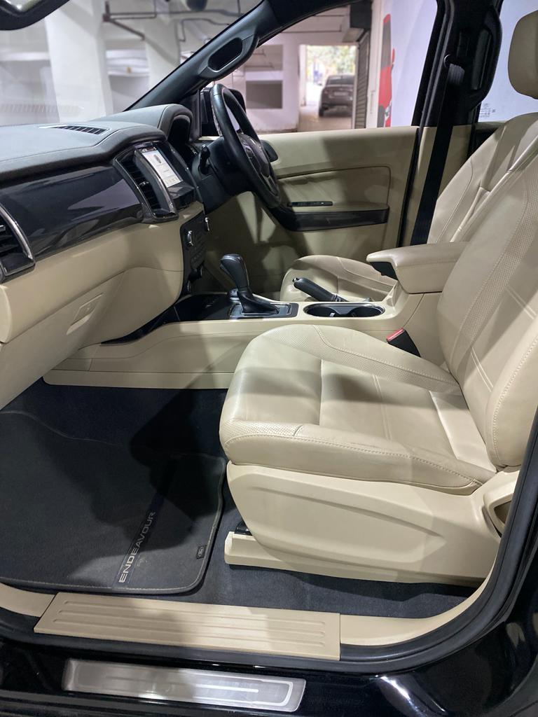 2018 Ford Endeavour 3.2L AWD AT Titanium Front Seats 