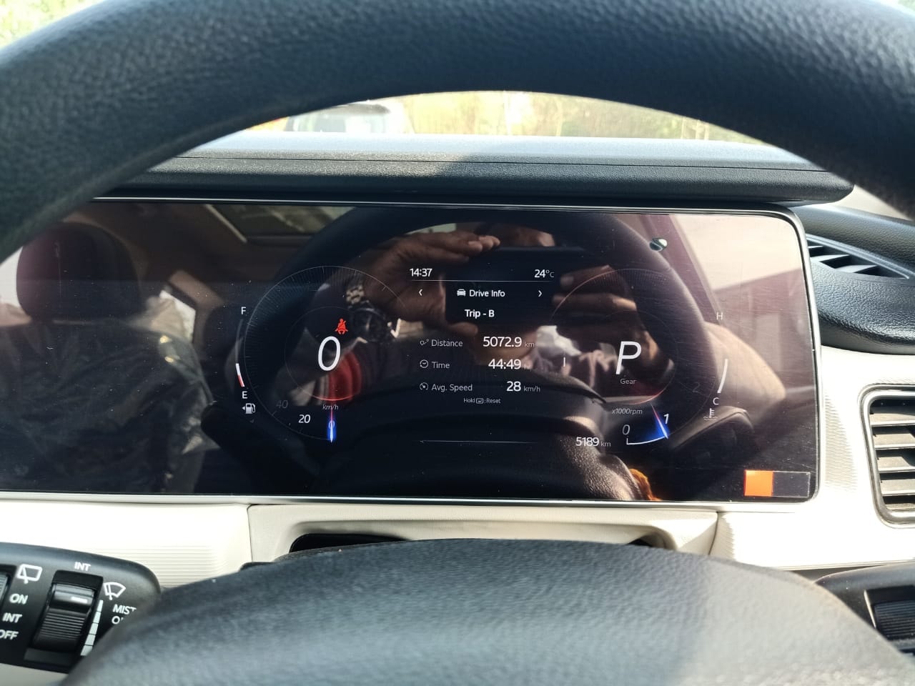 XUV700 image 11 XUV700 image 11