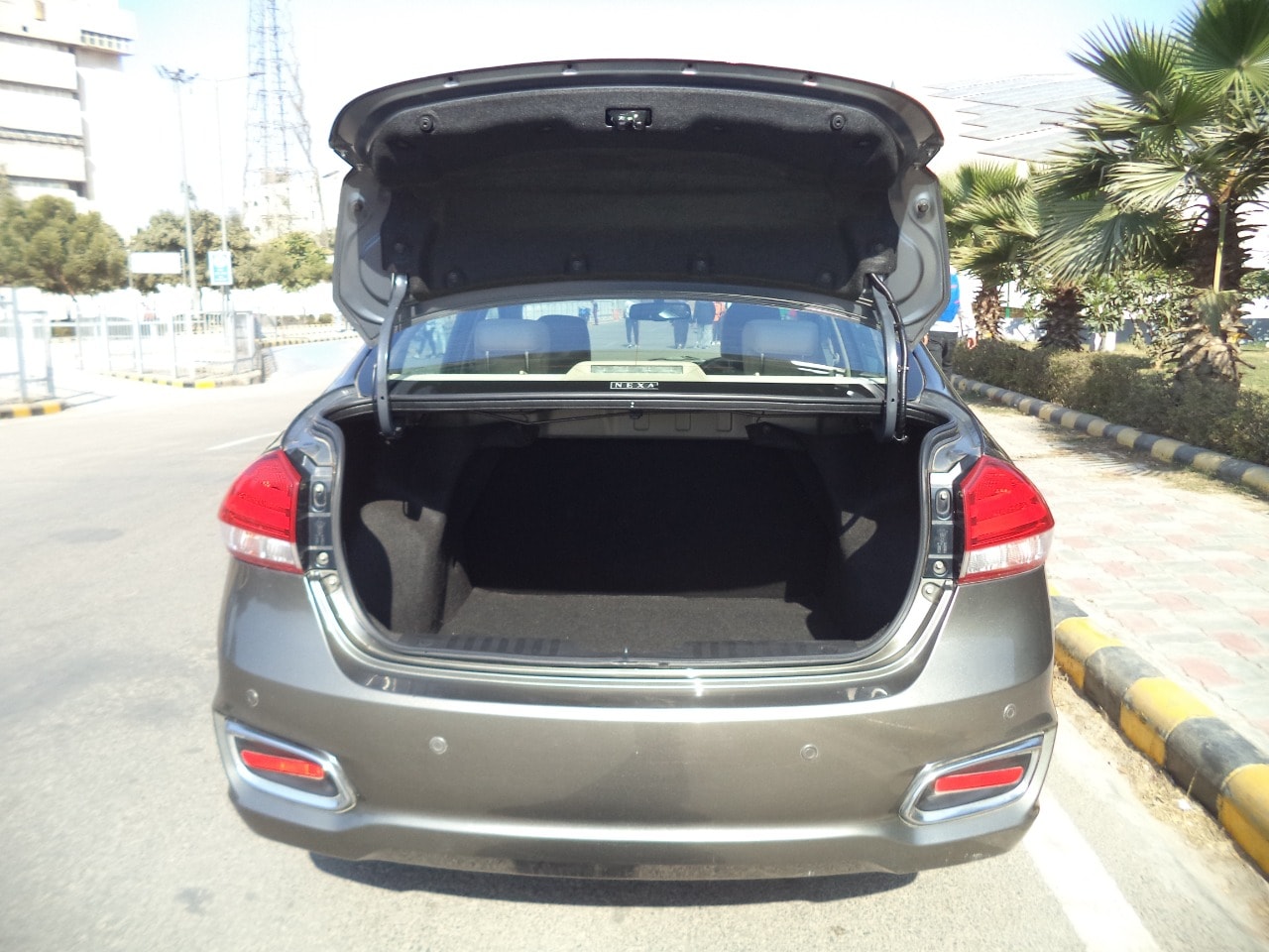 Ciaz image 10 Ciaz image 10