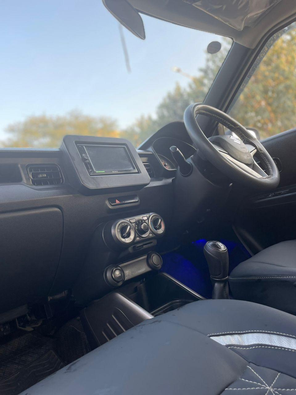 2019 Maruti Suzuki Ignis Sigma Petrol BS IV Front Row Side 