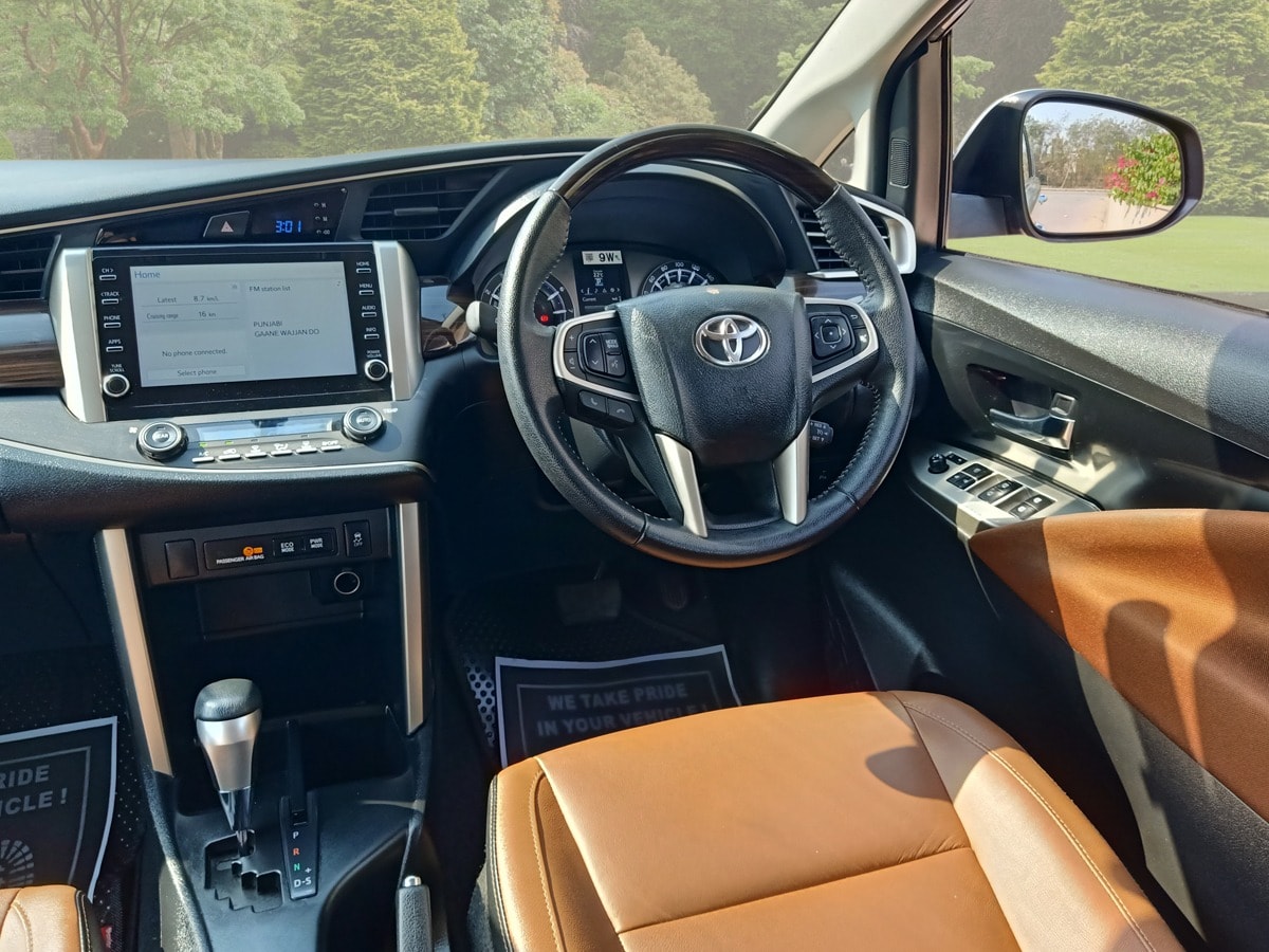 Innova Crysta image 13 Innova Crysta image 13