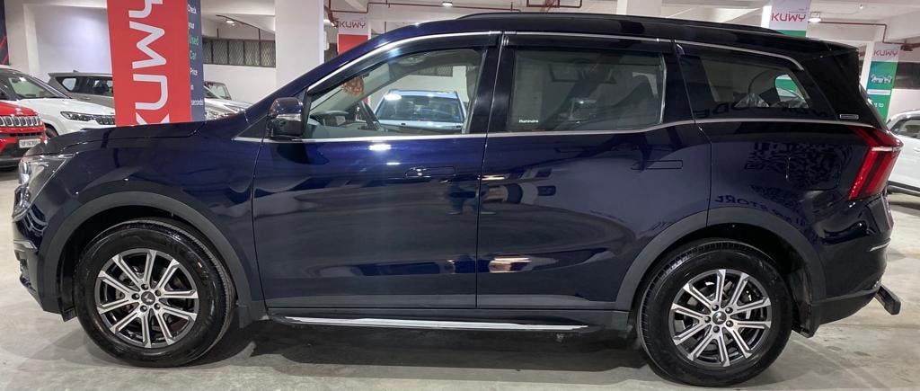 XUV700 image 2 XUV700 image 2