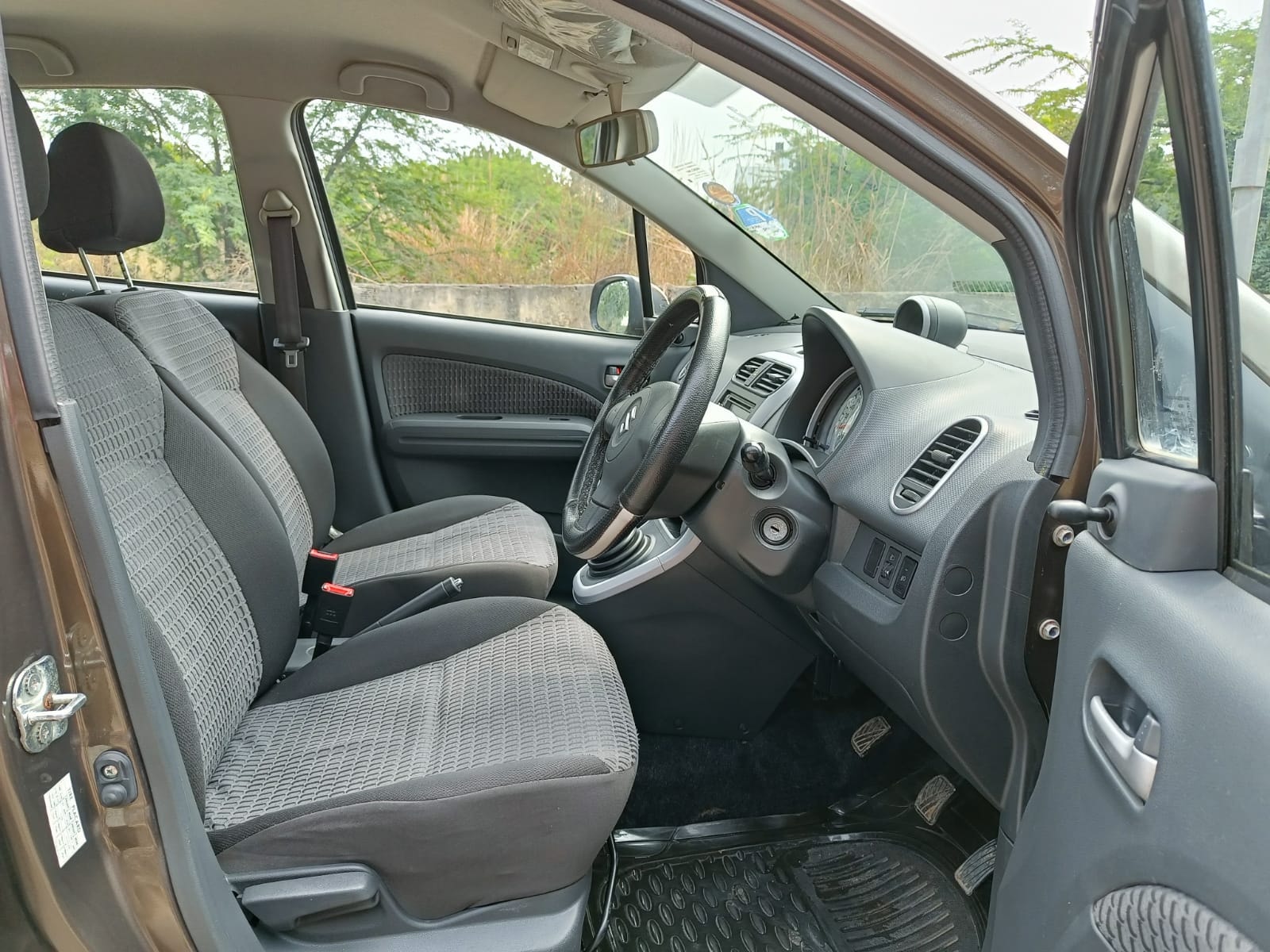 Ritz image 15 Ritz image 15