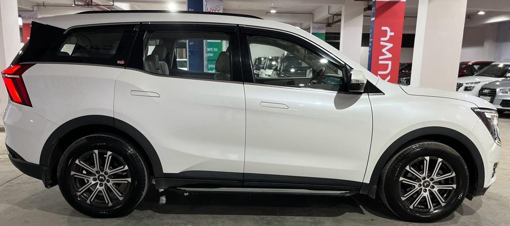 XUV700 image 6 XUV700 image 6