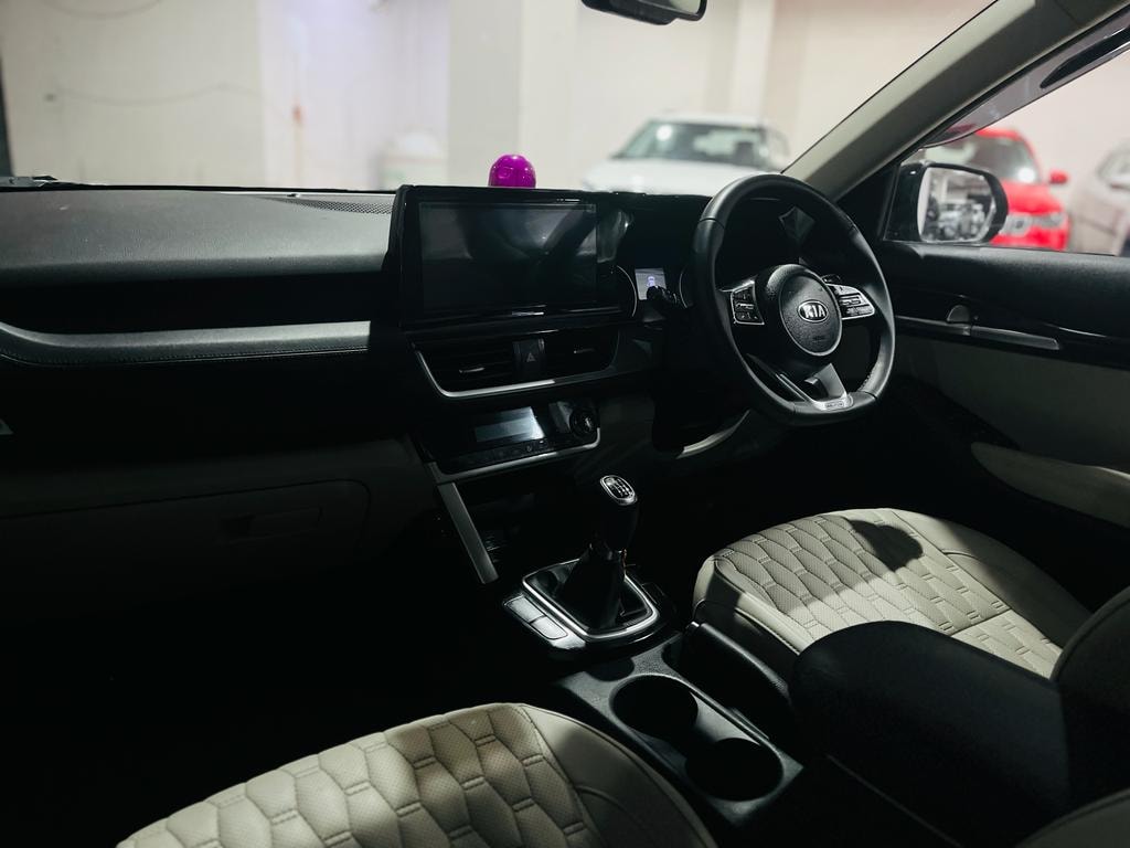 Seltos image 12 Seltos image 12