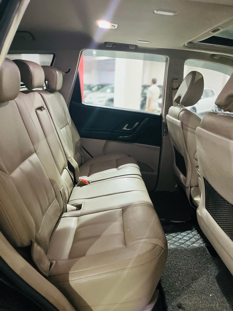 XUV500 image 15 XUV500 image 15