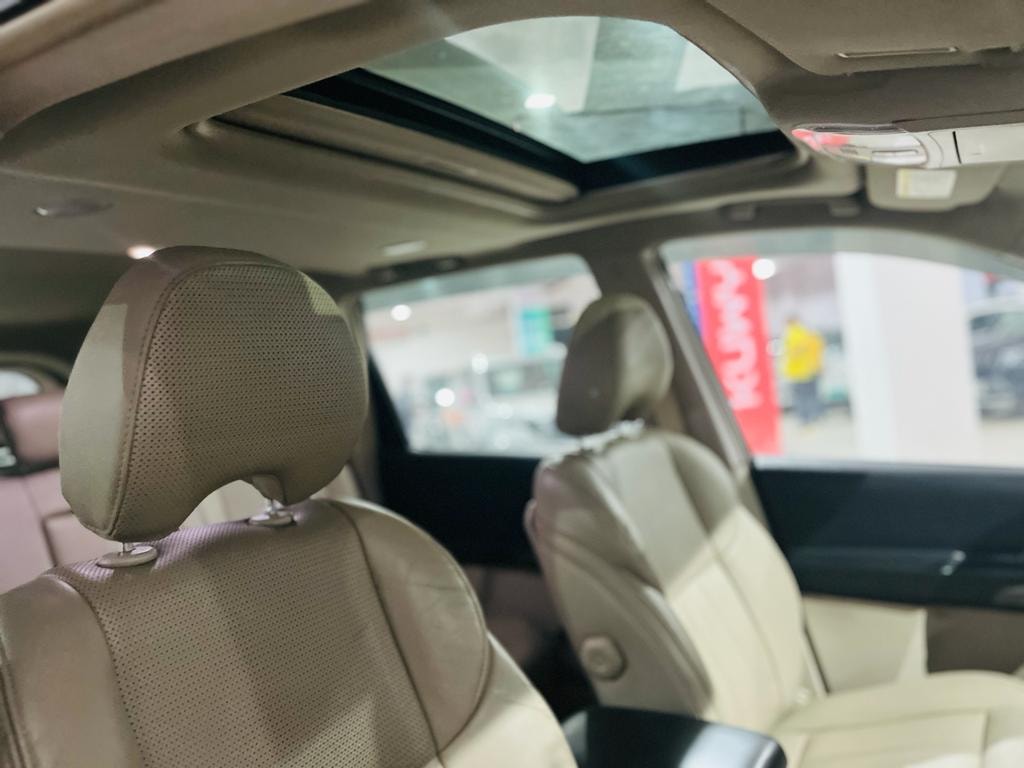 XUV500 image 16 XUV500 image 16