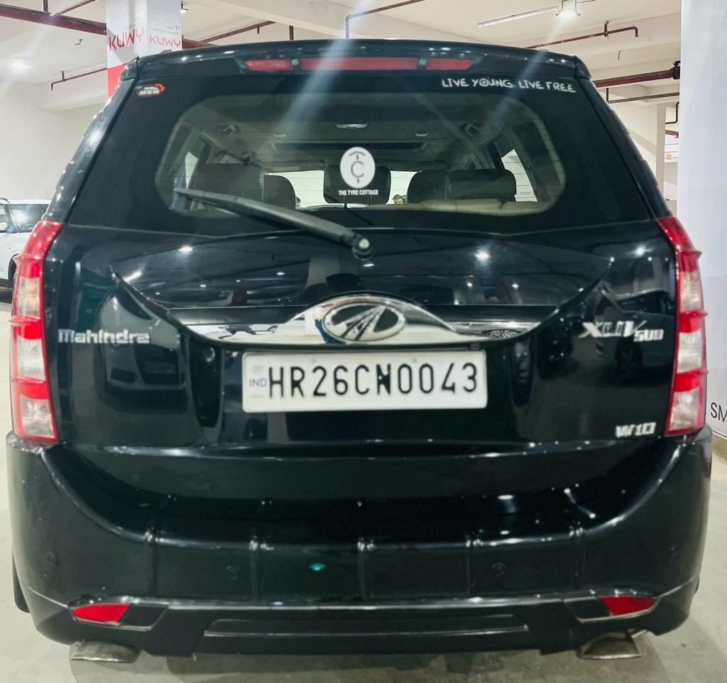 XUV500 image 4 XUV500 image 4