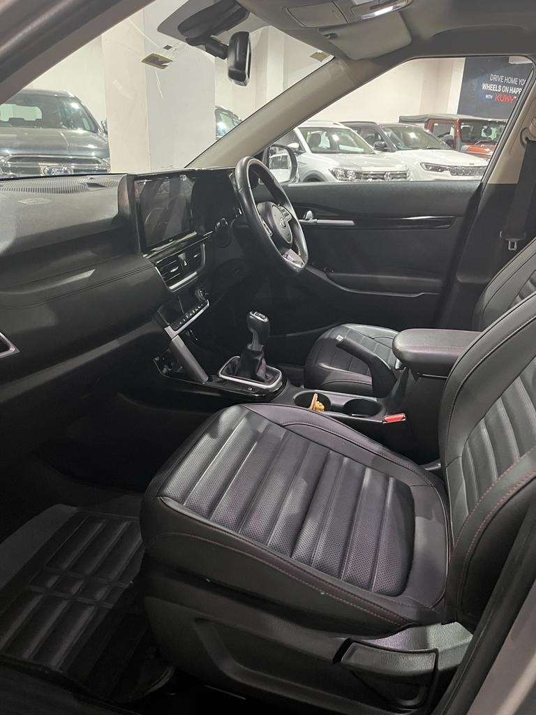 Seltos image 14 Seltos image 14