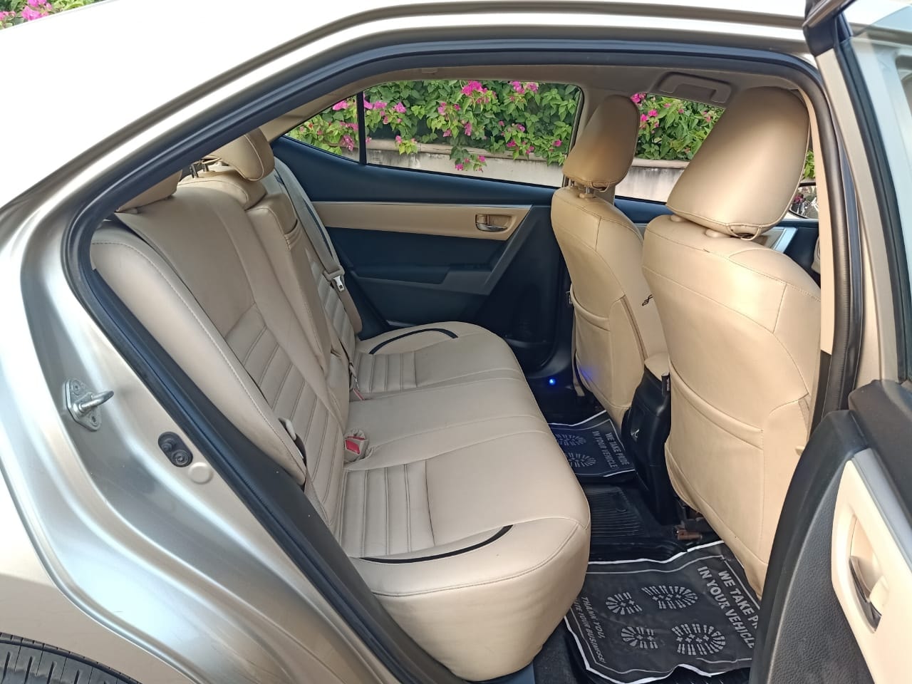 Corolla Altis image 17 Corolla Altis image 17