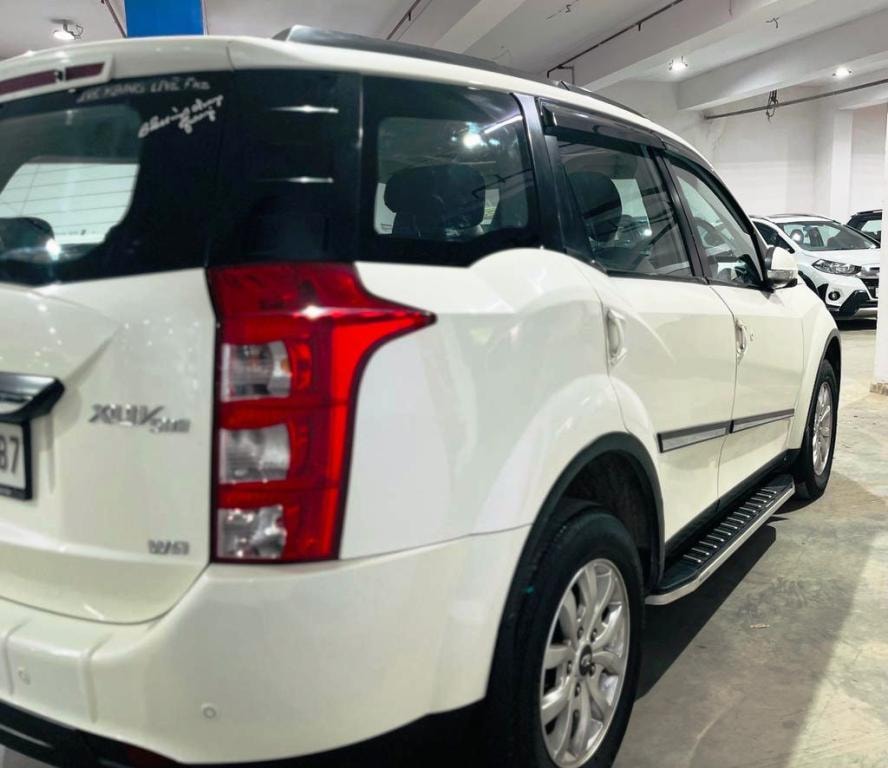 XUV500 image 5 XUV500 image 5