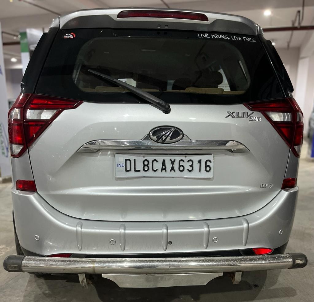 XUV500 image 4 XUV500 image 4