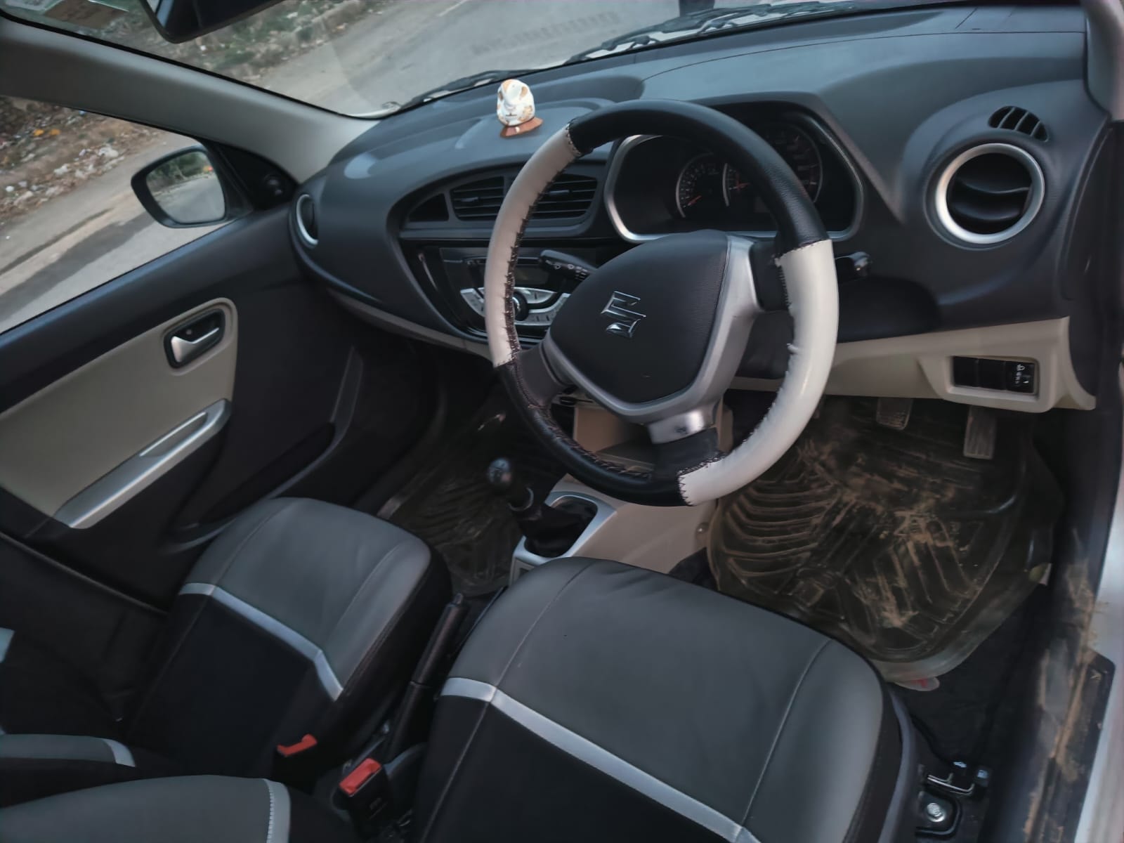 Alto K10 image 12 Alto K10 image 12