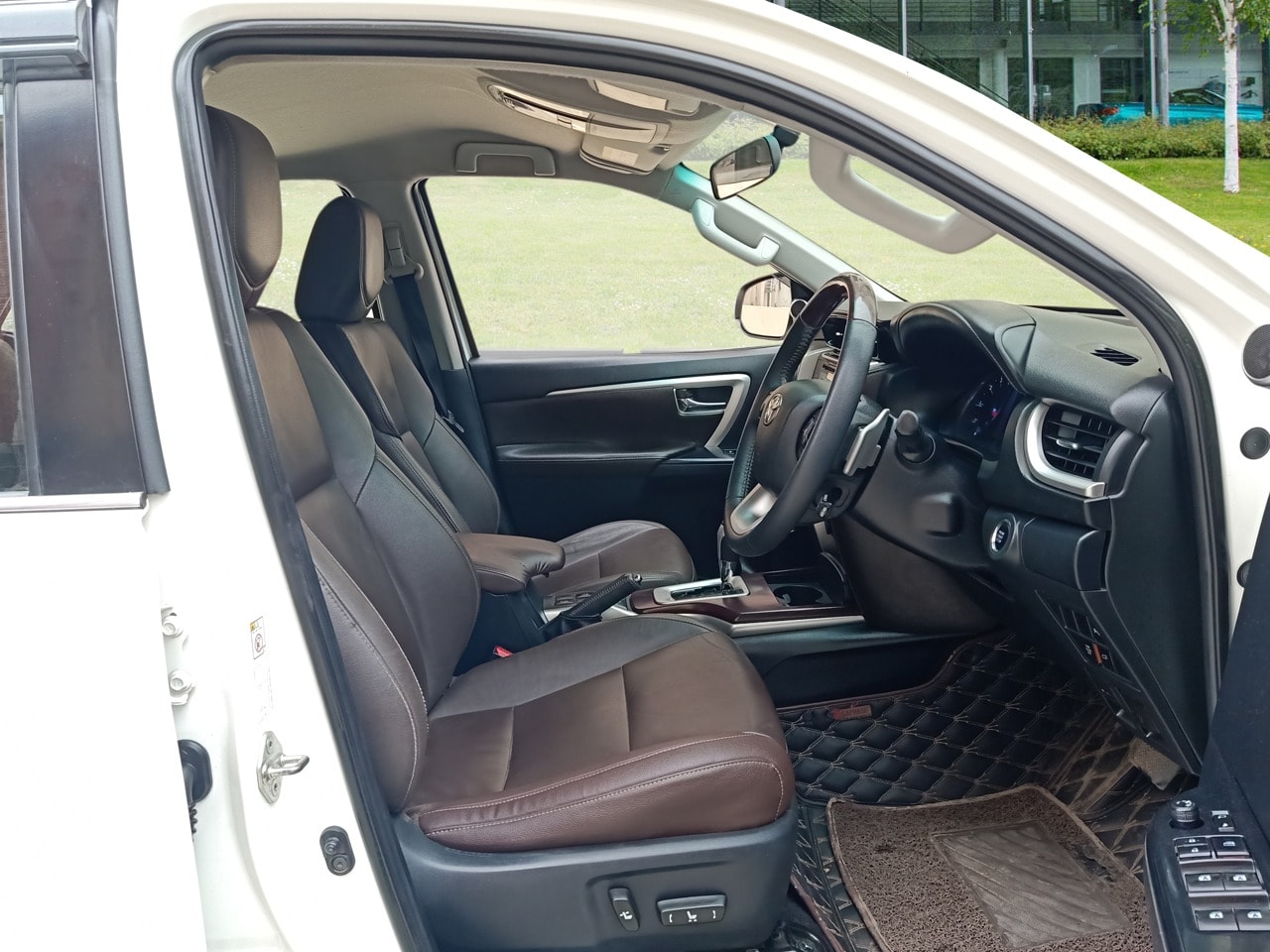 Fortuner image 16 Fortuner image 16