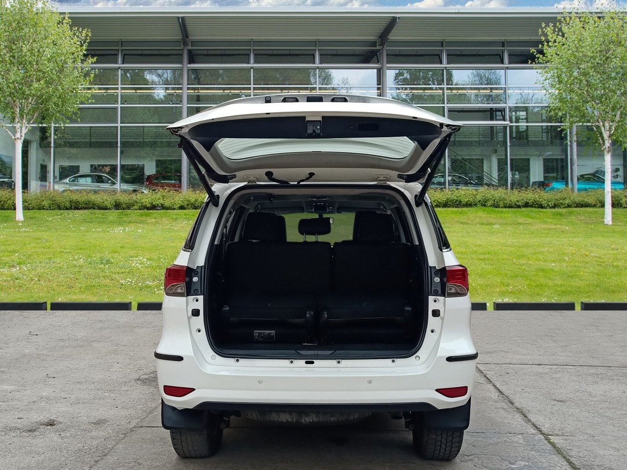 Fortuner image 10 Fortuner image 10