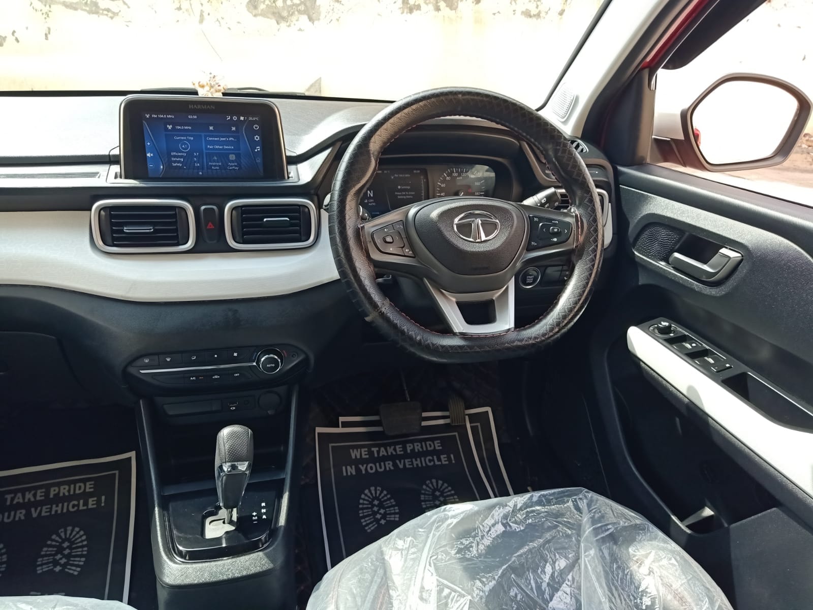 Punch image 13 Punch image 13