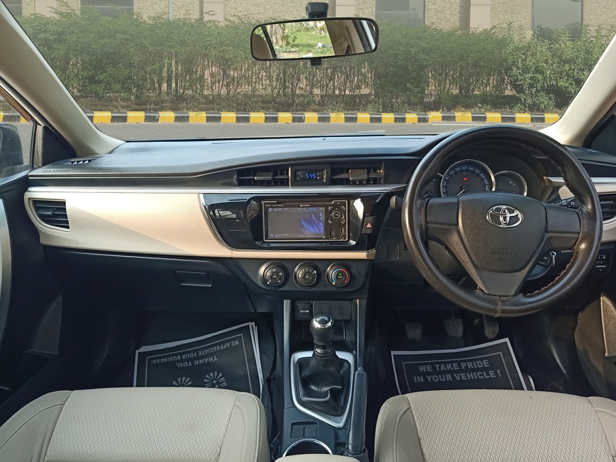 Corolla Altis image 12 Corolla Altis image 12