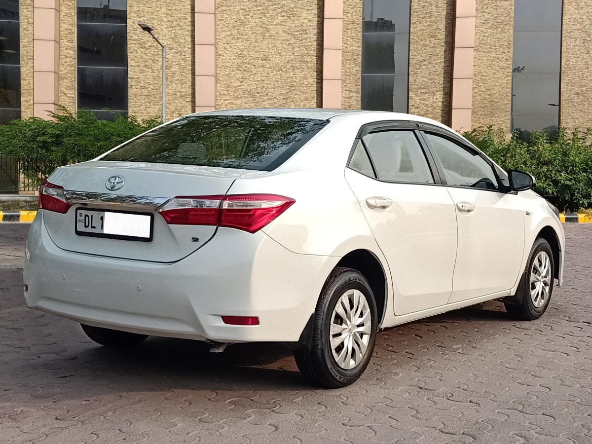 Corolla Altis image 5 Corolla Altis image 5