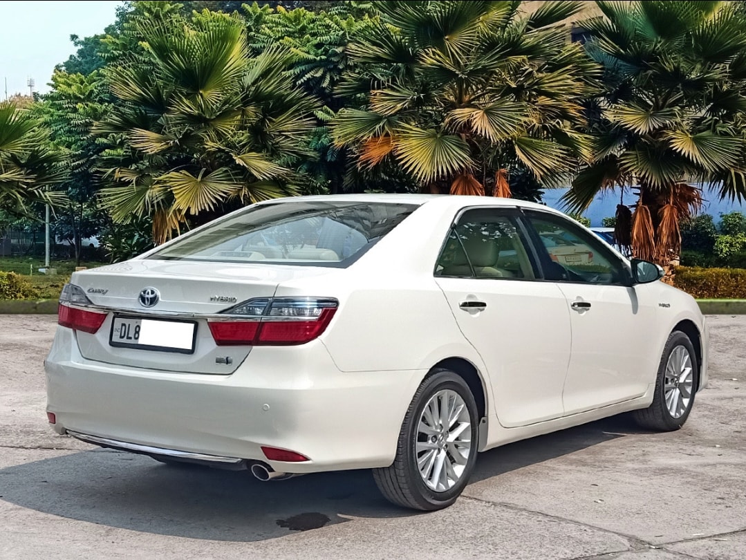 Camry image 3 Camry image 3