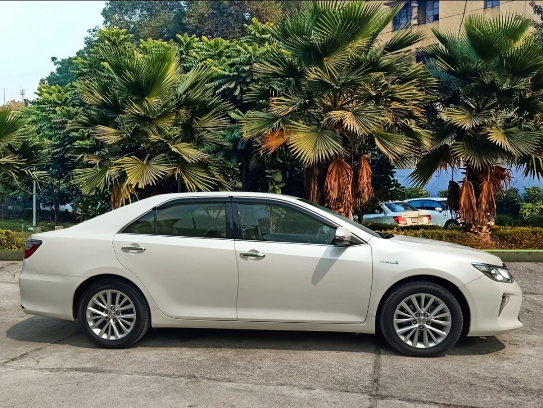 Camry image 6 Camry image 6