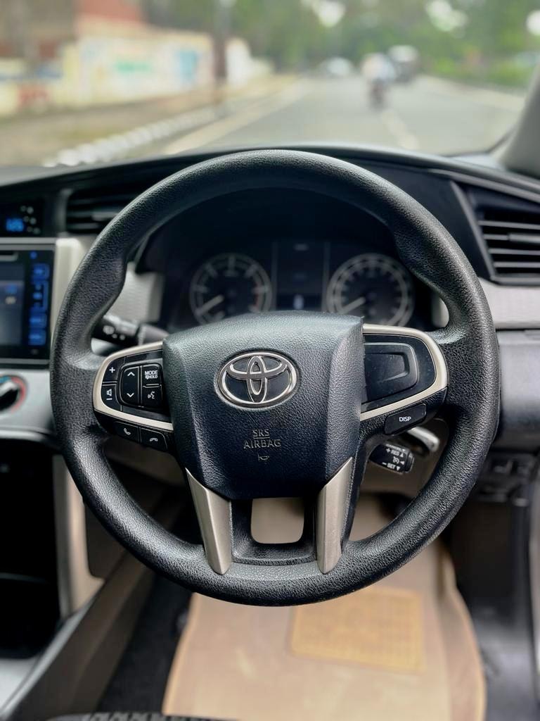 Innova Crysta image 13 Innova Crysta image 13