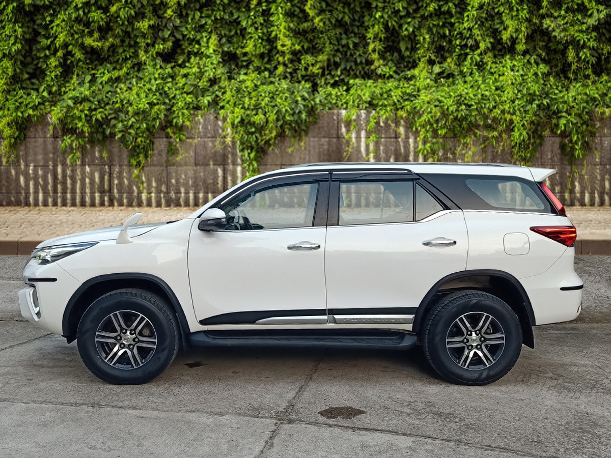 Fortuner image 2 Fortuner image 2