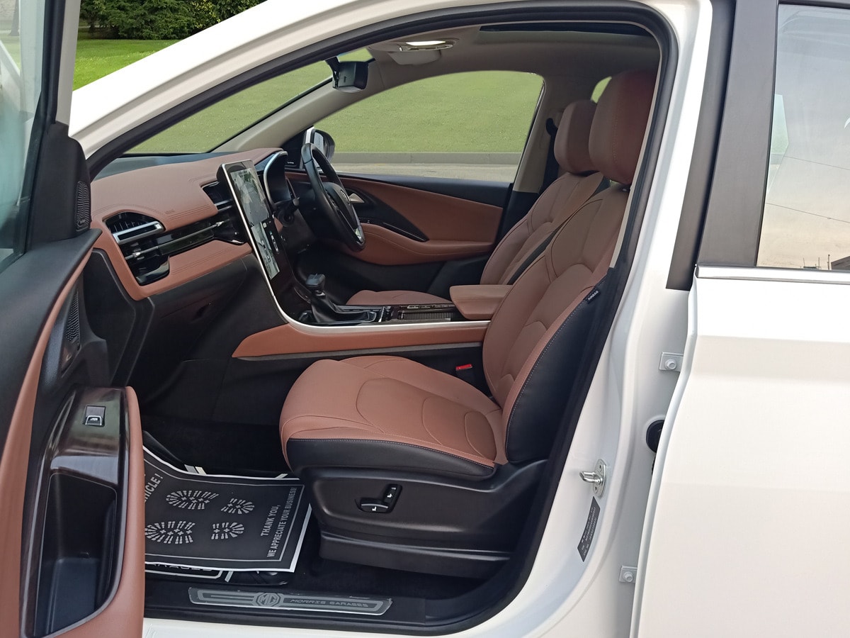 Hector Plus image 14 Hector Plus image 14