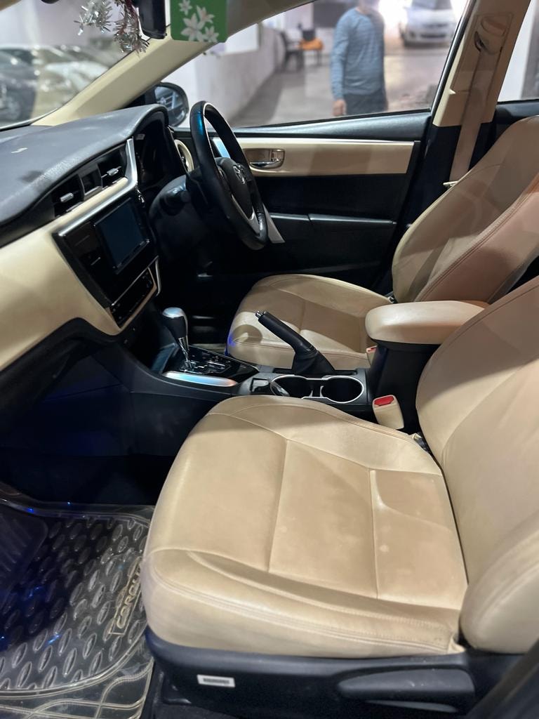 Corolla Altis image 16 Corolla Altis image 16