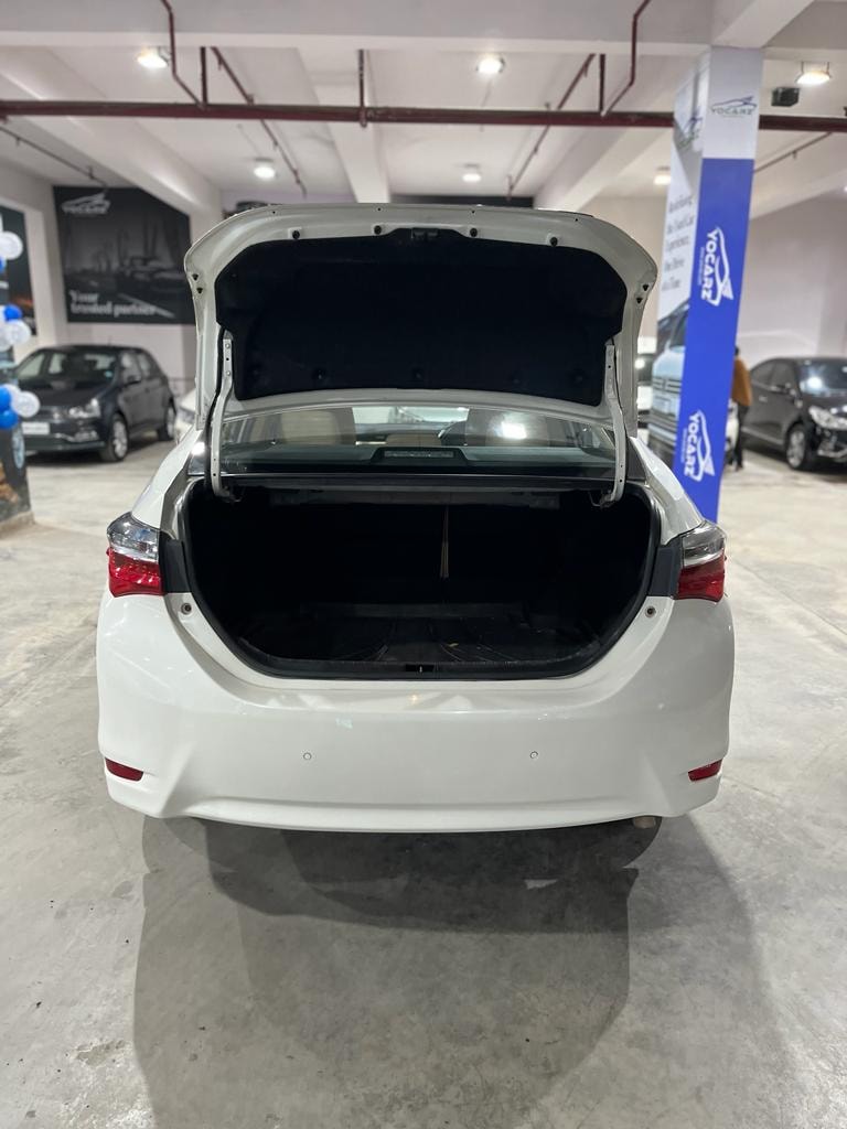 Corolla Altis image 10 Corolla Altis image 10