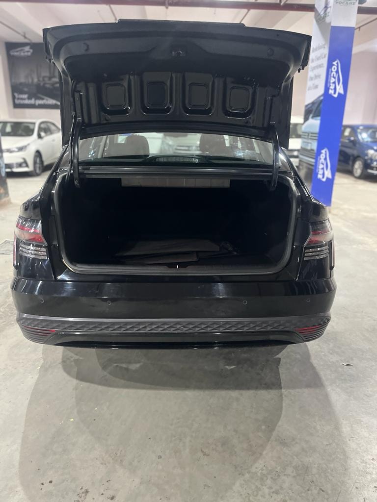 Verna image 10 Verna image 10