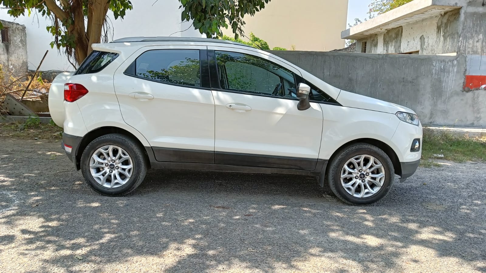 EcoSport image 6 EcoSport image 6