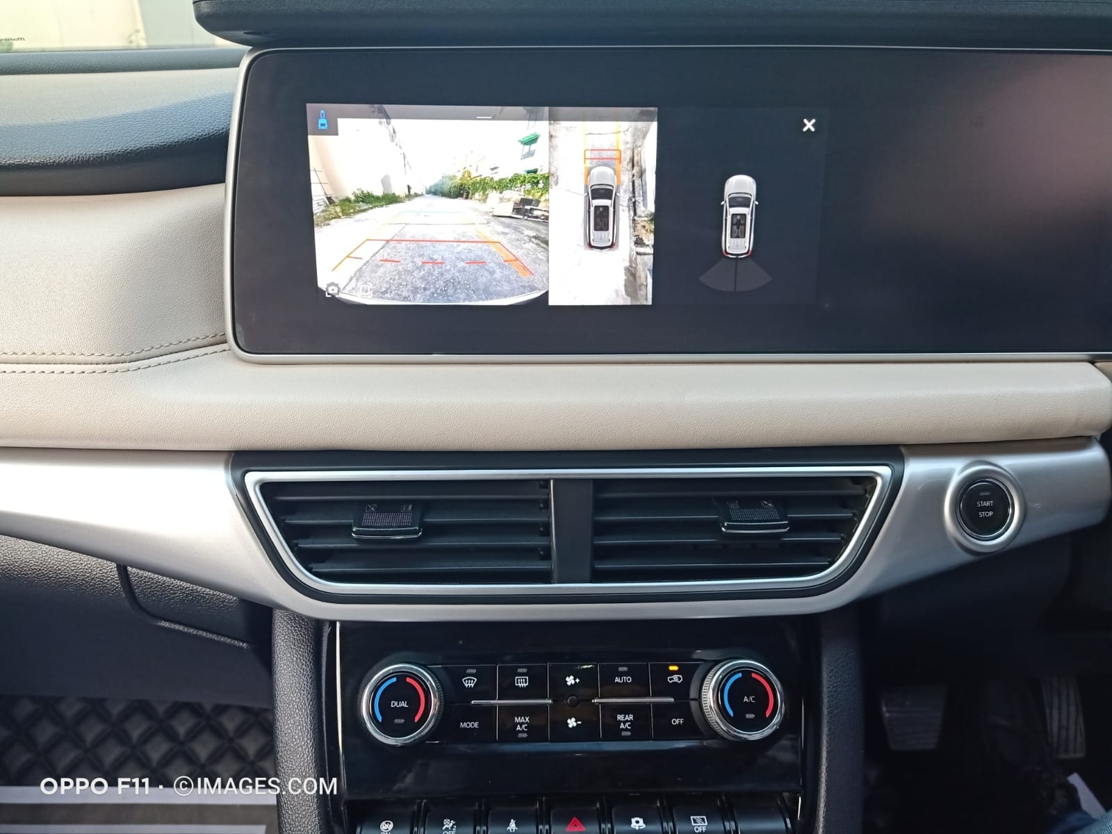 XUV700 image 12 XUV700 image 12