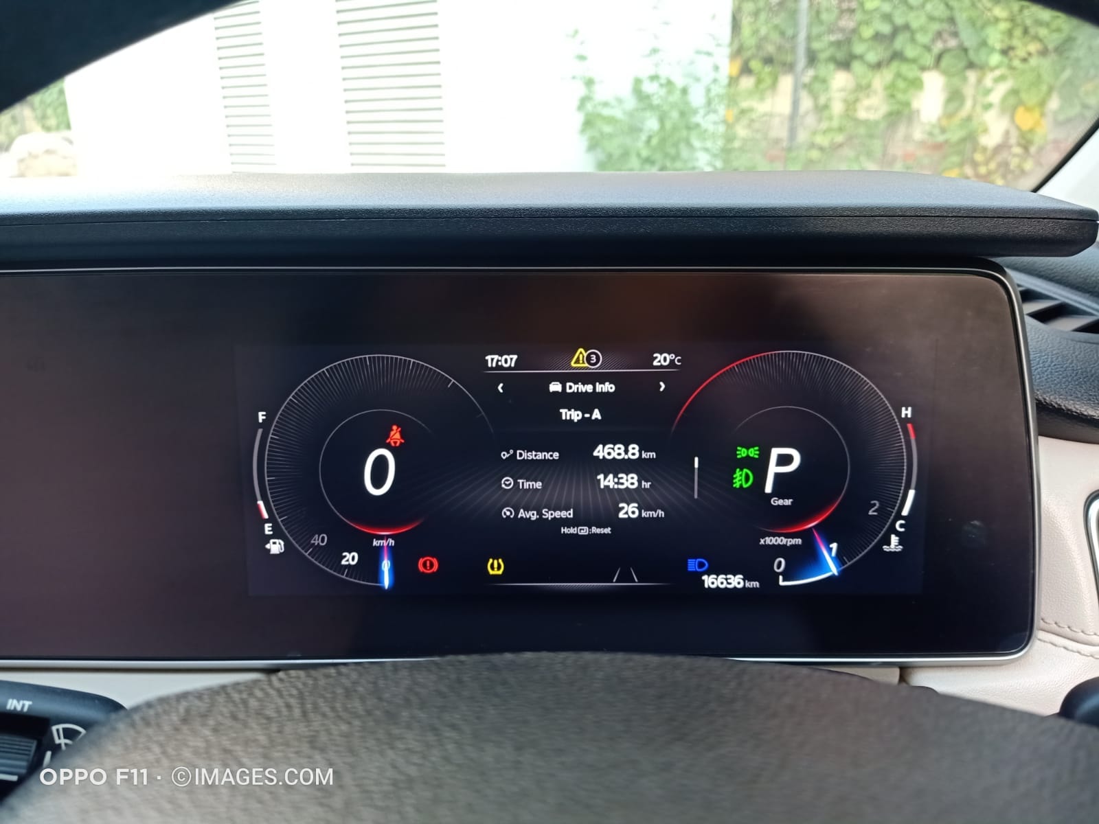 XUV700 image 11 XUV700 image 11