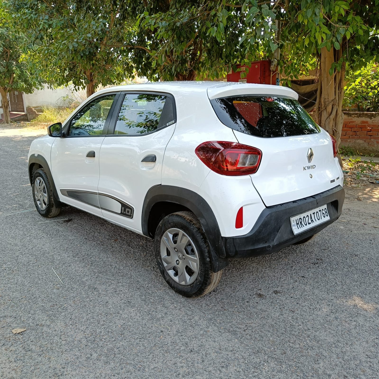 Kwid image 2 Kwid image 2