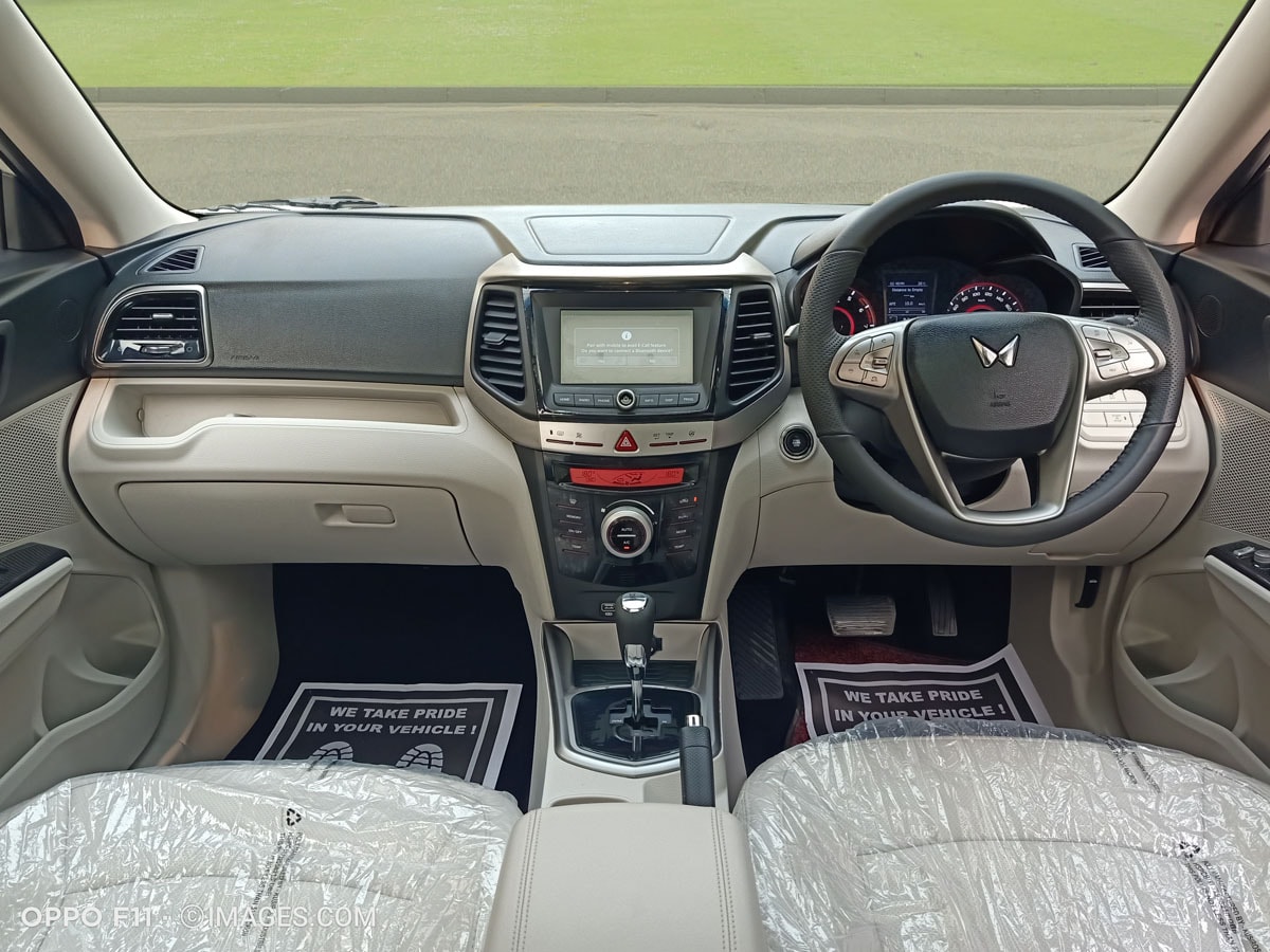 XUV300 image 12 XUV300 image 12