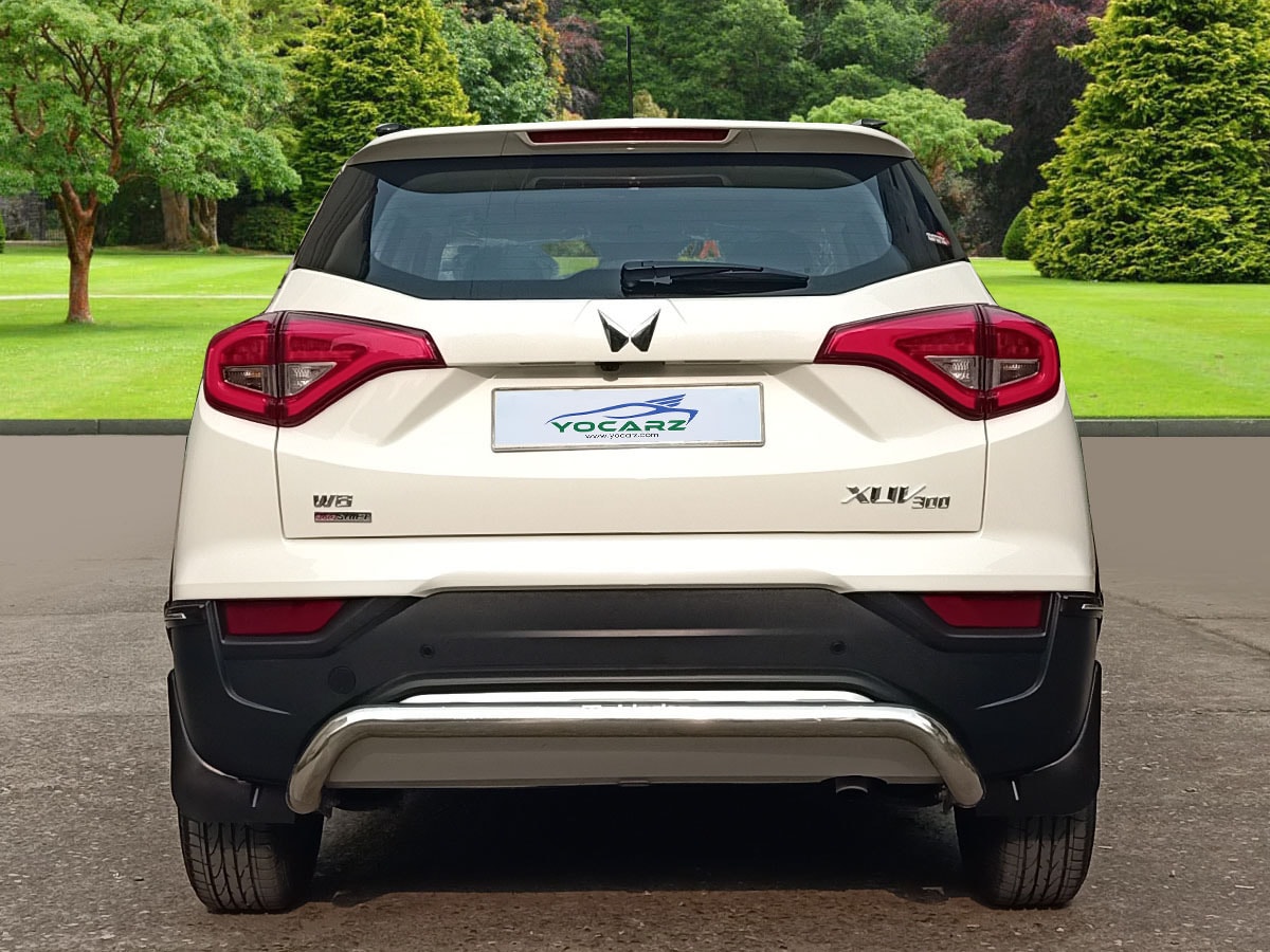 XUV300 image 4 XUV300 image 4