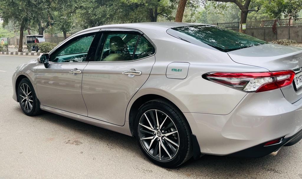 Camry image 3 Camry image 3