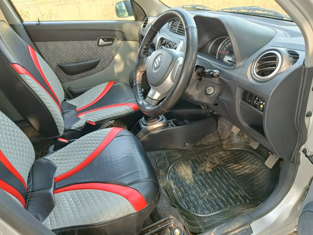 Alto 800 image 12 Alto 800 image 12